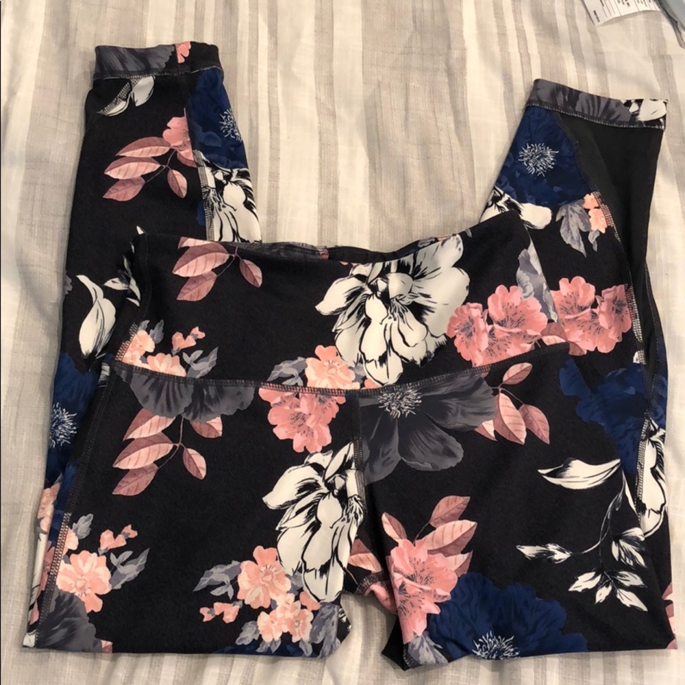Old Navy Active Leggings